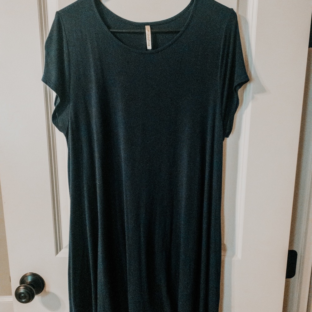 Navy T-Shirt dress! SO COMFY!!!